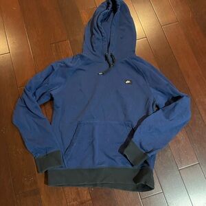Nike women’s hoodie
